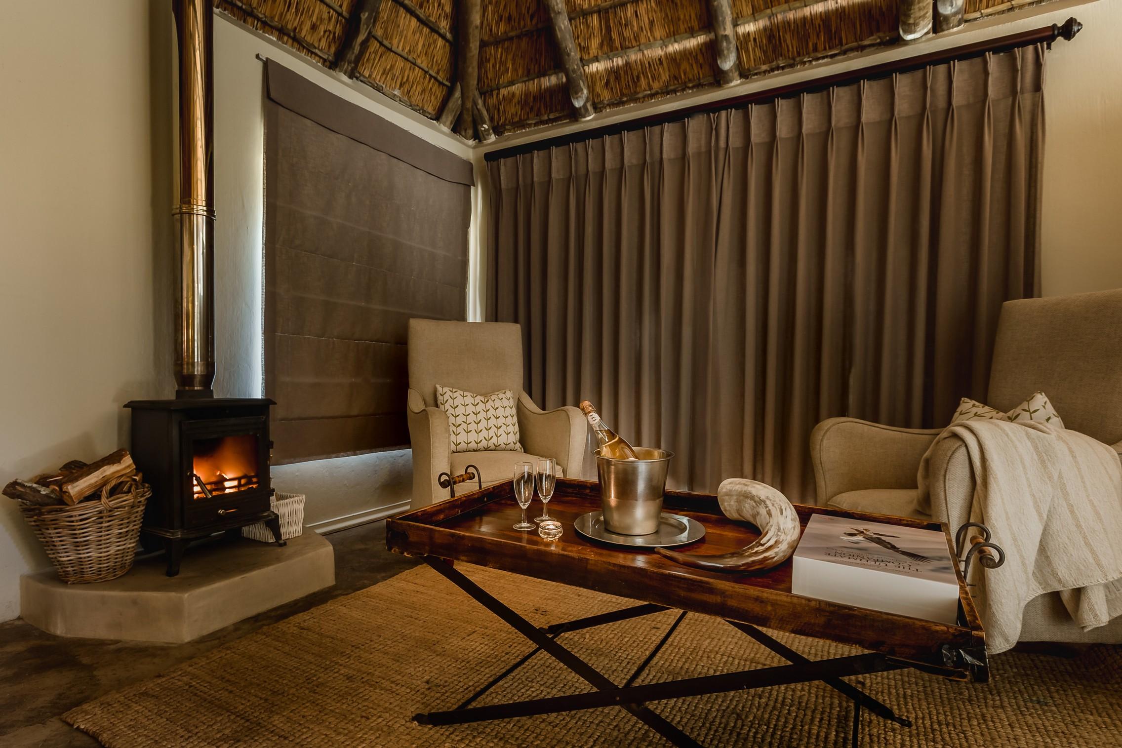 Bukela Game Lodge - Amakhala Wildreservaat Buitenkant foto